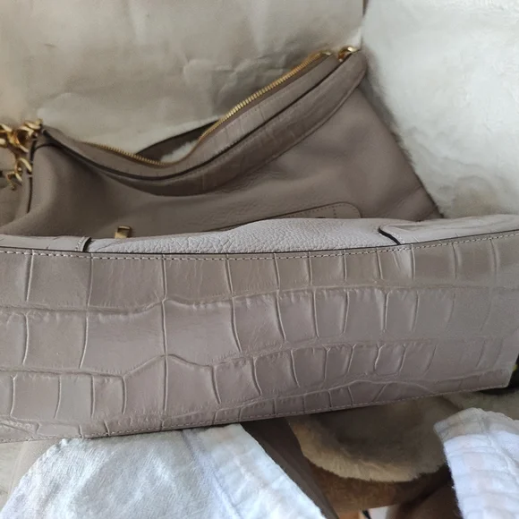 Grey Birch handbag and Wallet...MARKING ALL LISTINGS DOWN...THESE ARE PRISTINE! - Picture 7 of 11